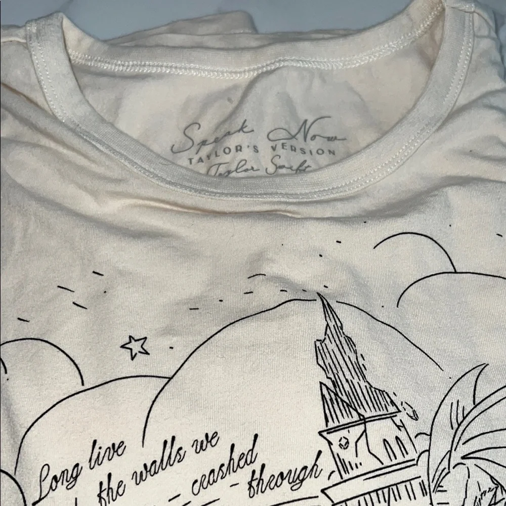 NEW Taylor’s Version “Speak Now” How the Lights Shined Cream Tee, Classic Fit - Picture 2 of 4